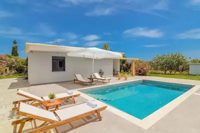 Allegra Villa - 2 Bedroom Villa with Private Pool