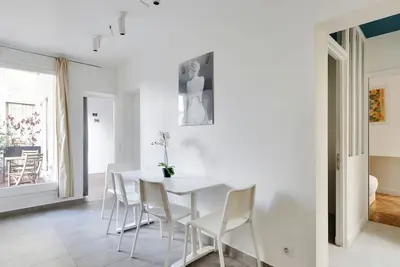 Image de A Nice 2-Br\/1ba in Saint Germain