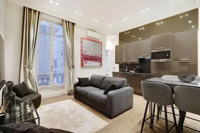 Image de A Stunning 1-Br apartment in Champs Elysées