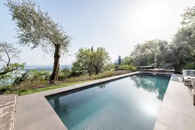 Image de Villa \"Artista\" avec piscine privée, jacuzzi et Wi-Fi