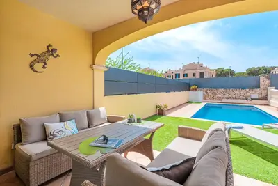 Image de Villa 'Alma Azul' avec piscine privée, terrasses et Wi-Fi
