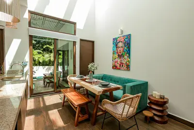 Image de Marvellouse Town House, Terrace, Pool and Golf