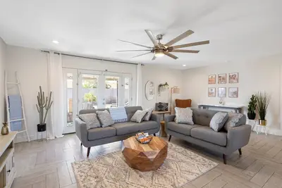 Image de Your Own Home Away From Home