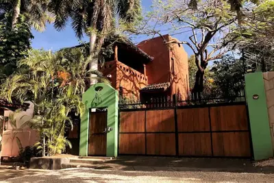 Image de A short walk to Tamarindo beach. Your Own Private Tropical Paradise!