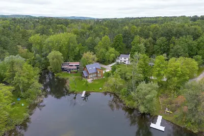 Image de Imagine Being Lakeside, Ice Fishing, Ev Charger!