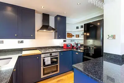 Image de The Artist's House, Alma Street