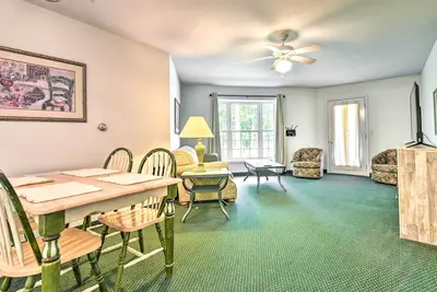 Image de Pigeon Condo w/ Community Pool & Hot Tub!