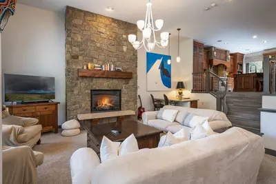 Image de Winter Park Ski In / Out Gem with Private Hot Tub