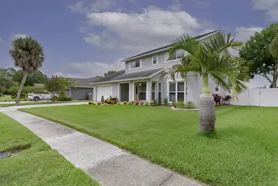Image de Bright up your vacation. Pool- Game Room-Spacious