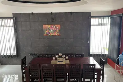 Image de Casa a 5 Minutos del Hospital de La Mujer con Todos Los Servicios
