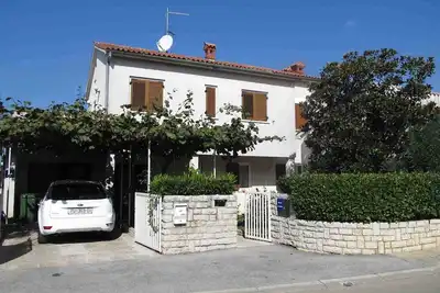 Image de Apartment in Pješčana uvala, family friendly, close to the beach, quiet, WIFi, up to 4 people