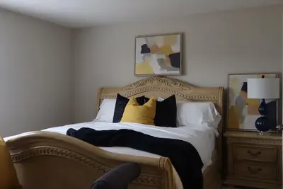 Image de Luxurious home for retreat - 5 minutes to Elora, 15 minutes to Guelph