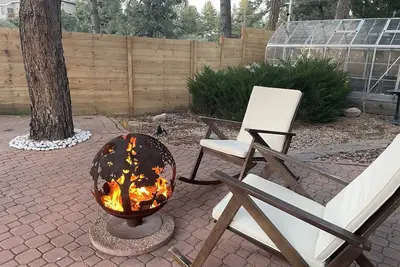 Image de New! Peaceful & Private 2br Guest Suite In The Pines