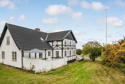 Image de Belle maison à Allinge avec WiFi