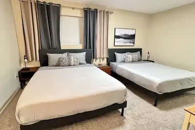 Image de Lower Grape, Midtown Home 3bed&1bath