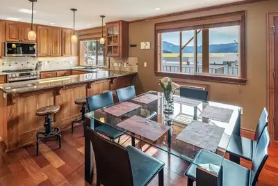 Image de Pet Friendly Bayview Condo | 2 Bed, 2 Bath