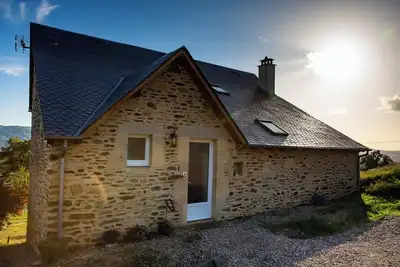 Image de Homerez - Apt Saint-Côme-d'Olt - balcon avec vue