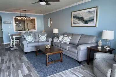 Image de Beachfront Retro Condo