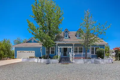 Image de Ranch house/pool and spa/minutes to wineries/Watch hot balloon