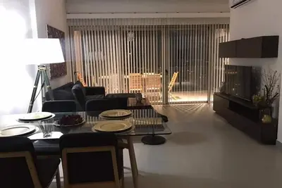 Image de House with beautiful views, at the foot of the hill