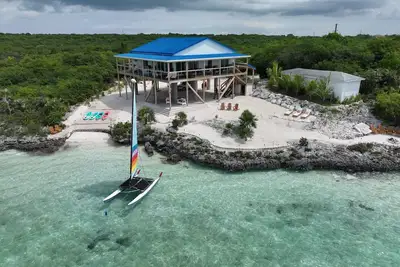 Image de Da'Beach Cartell - Luxurious Brand New build on your own Private Caribbean Beach