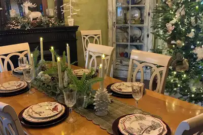 Image de Spacious Farmhouse beautifully decorated waiting for laughs and memories