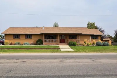 Image de Beautiful Spacious Home - Near Fergus High School