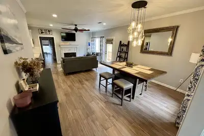 Image de Hospitable Reservoir home w/King Bed near Shaggy’s