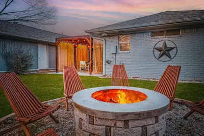 Image de Pool table, Bbq, pool table, fire pit, nearby golf courses