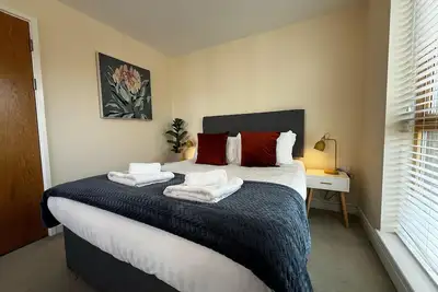 Image de Three Bedroom Townhouse with Parking