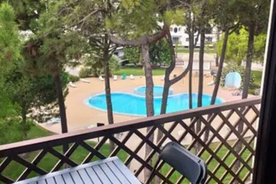 Image de Apartamento T2 Situado no Condomínio Pine Sun Park