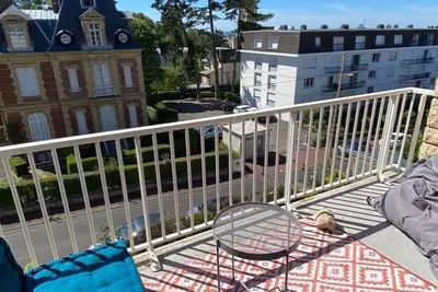 Image de Les Pins Penchés