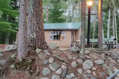 Image de Four season fun, classic Lakefront cabin for families!