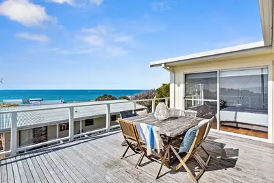 Image de Marengo Beach House - Superb views, walk to beach