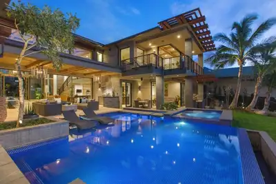 Image de Ultimate Oceanfront Luxury Living with Pool and Hot Tub