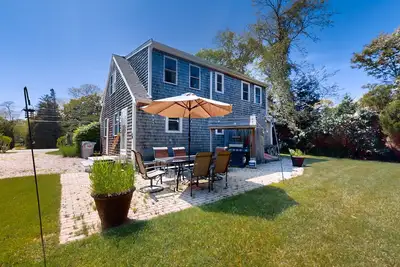 Image de Charming home by the cape with firepit, fast WiFi, & washer/dryer