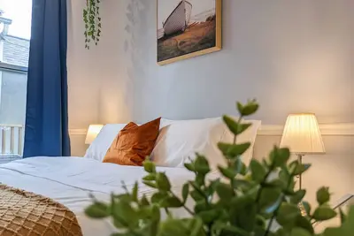 Image de Cheerful & cozy downtown 2bdr with free parking