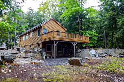Image de Waterfront cabin near Fish Cove with private dock, water access, firepit, grill