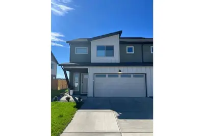 Image de Lovely, Modern 3 Bd Townhouse nearby Big Sky, Mt