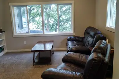 Image de Beautiful Cottage get away on Elk Lake