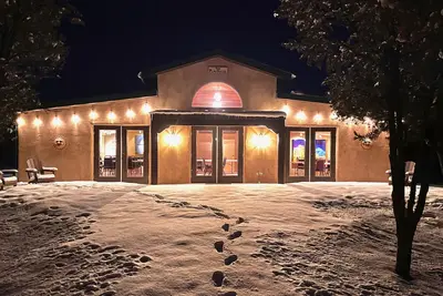 Image de A Southwest Retreat in the Enchanted Forest of Nm!