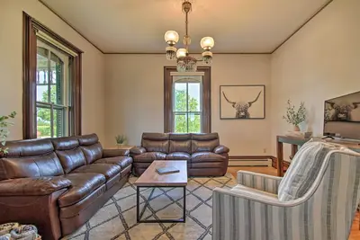 Image de Fishing Nearby: 200-Acre Farmhouse w/ Grill!