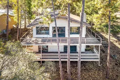 Image de Une cabane confortable près de Yosemite