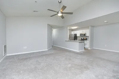 Image de Newnan Lakes 2Bd Corporate Apartment