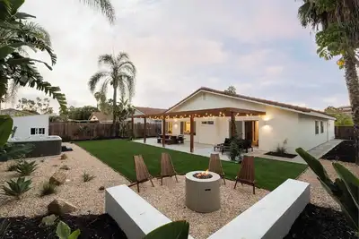 Image de Casa Buena • New 4 bedroom house with hot tub