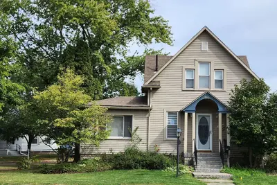 Image de Minutes to Cedar Point, newly remodeled 4 bedrooms.