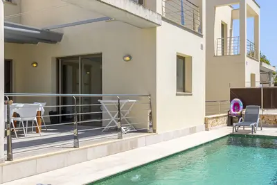 Villa Albufera à Playa Muro : Refuges Familial Moderne à Deux Pas de la Mer