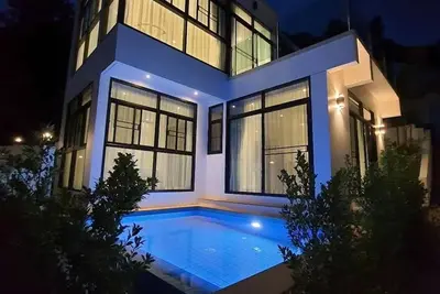 Image de King Size Sea View Villa + Pool + Rooftop Skydeck