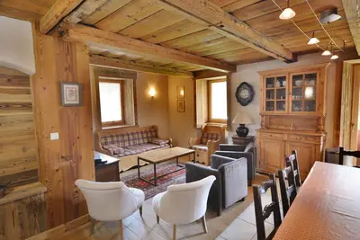 Image de Chalet rénové 8 pers. proche centre et pistes avec parking