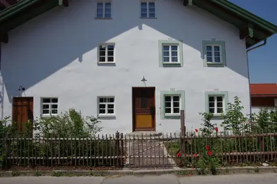 Image de Luxurious eco-friendly historic Farmhouse in panoramic alpine region